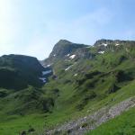 an der Lidernenhütte vorbei sieht man unser Ziel, der Rossstock