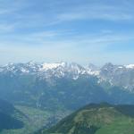 Blick runter auf Eggberge, im Hintergrund der Urirotstock