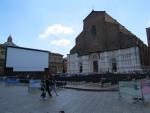 die Piazza Maggiore mit der Basilica San Petronio