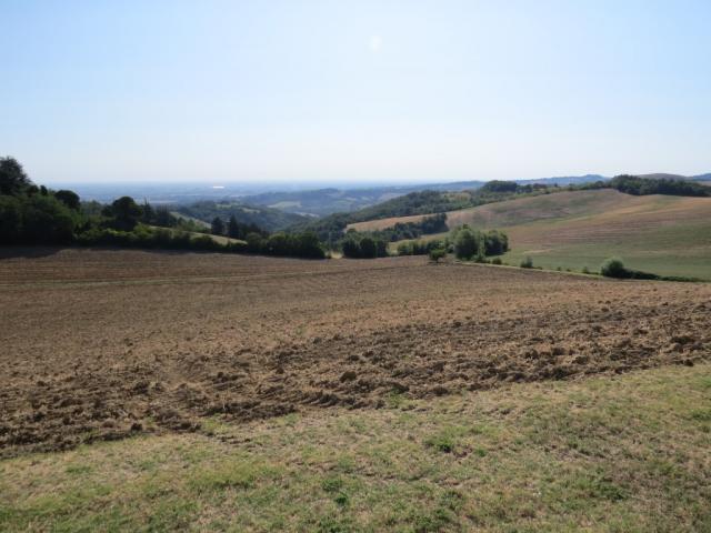 wir Blicken auf die die Ebene der Emilia-Romagna, die wir über die Via Romea durchquert haben