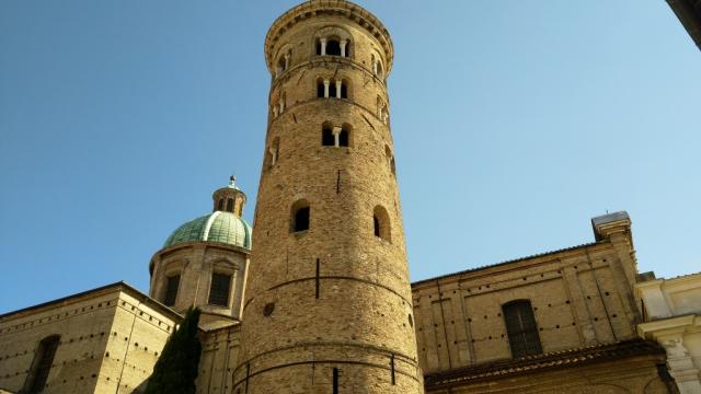 die nächste Sehenswürdigkeit ist der Baptisterium Neonanio UNESCO Nr.4