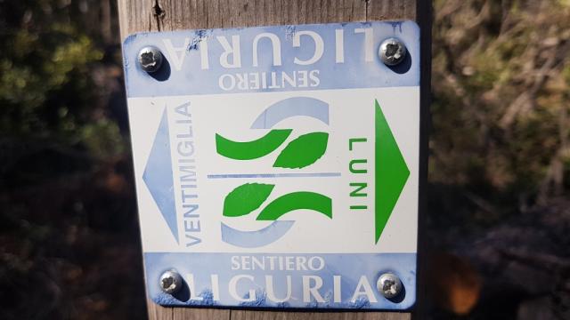 der Sentiero Liguria verläuft oft auf der gleichen Strecke wie die Via della Costa