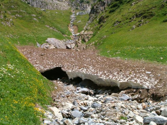 Altschnee noch vorhanden