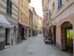 ...führt uns die Via della Costa danach durch die Altstadt
