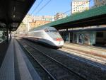 ...und fahren mit dem Zug nach Genova-Quarto dei Mille