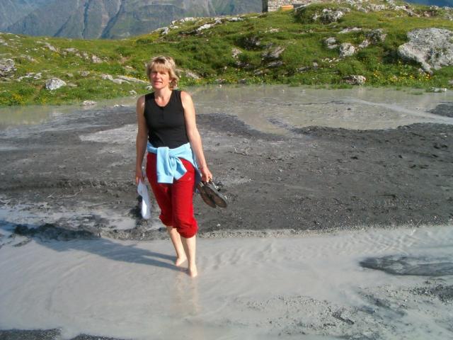 Mäusi beim Kneippen