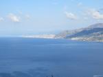 wir blicken zum Häusermeer von Genova