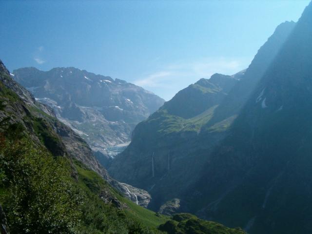 bei Tritt im Hintergrund der Hüfigletscher