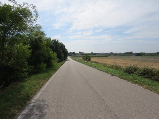 ...und stehen kurz danach wieder auf der Via Romea Germanica/Cammino di Sant' Antonio