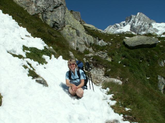 Mäusi im Schnee