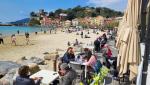 am Strand von San Terenzo geniessen wir einen Aperitivo...