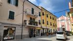 mit dem Auto fahren wir danach nach Sarzana und beziehen unsere reservierte Wohnung "Porta Romana"