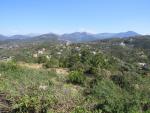wir blicken in das hügelige Ligurische Hinterland