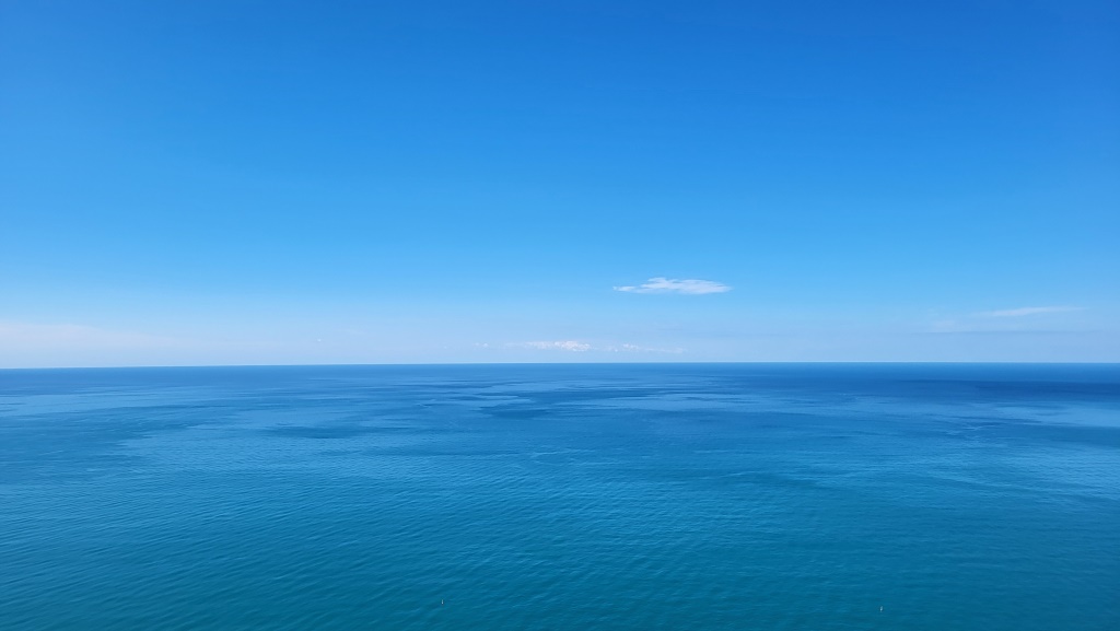 die Aussicht ist gigantisch, nichts als Meer