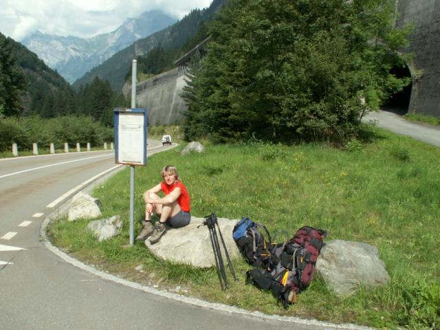 Nach 1750m Höhendifferenz Bushaltestelle Fellital erreicht