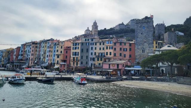 mit dem Schiff verlassen wir Porto Venere