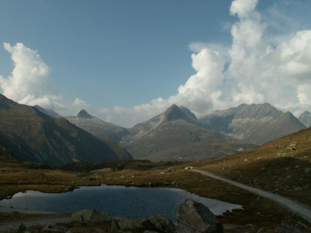 links Fellilücke, Val Val und Val Giuf