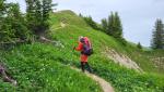 zu beginn geht es über einen einfachen Wanderweg