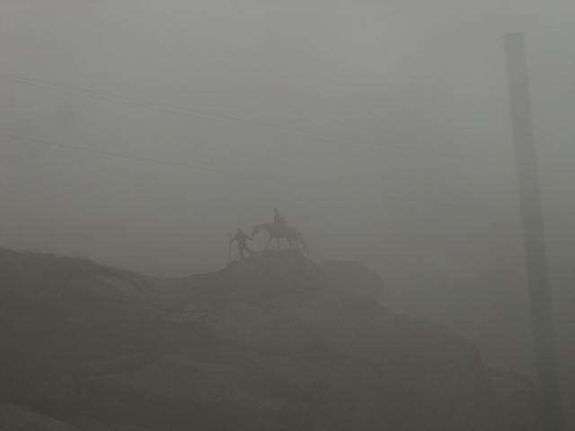 Denkmal beim Gotthardpass