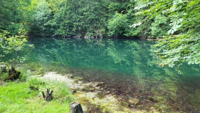 ... erreichen wir den glasklaren Mittersee...