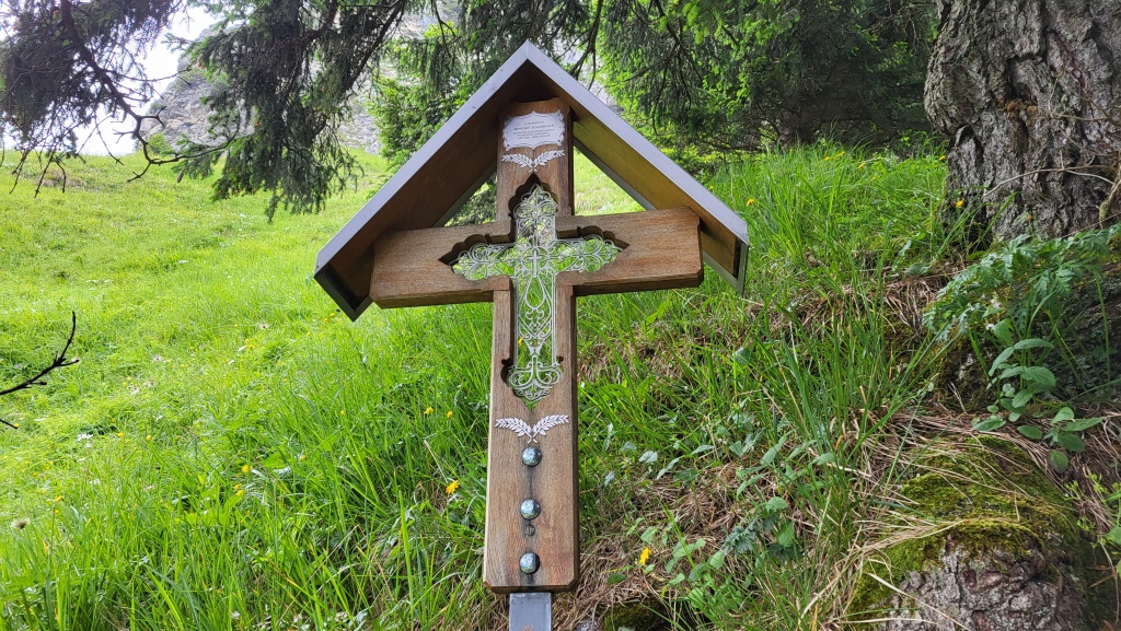 hier oben sind schon Menschen, bei der Jagd oder beim Holz fällen, ums Leben gekommen