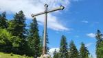 wir haben die Senke "Pessenbacher Schneid" mit dem grossen Holzkreuz erreicht