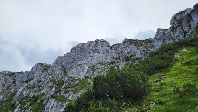 rechts von uns die Benediktenwand, die "Rigi Oberbayerns"