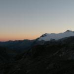 Sonnenuntergang mit Basodino Gletscher im Vordergrund