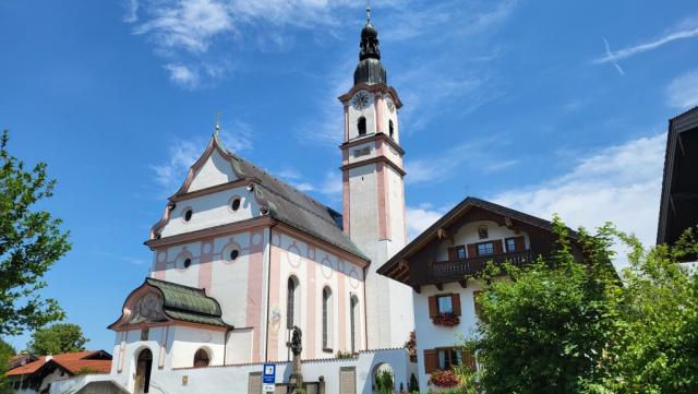 ...mit der schönen Kirche St.Martin