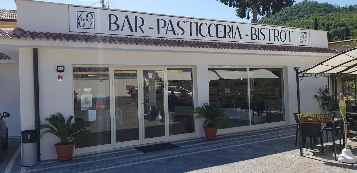 ...und fahren zur Pasticceria Civico 69 in Subiaco