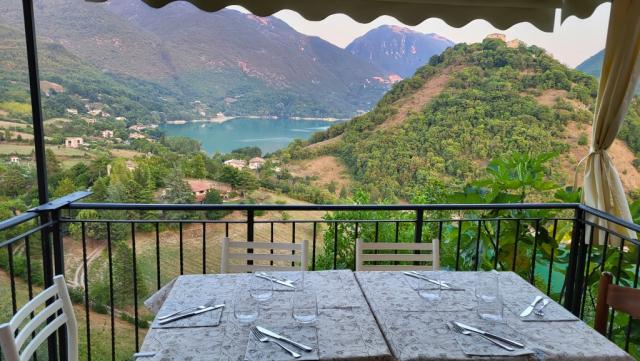 in der Osteria del Bucco mit einer traumhaften Aussicht, haben wir danach das Nachtessen genossen