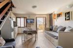 nach einem Kaffee packen wir unser Gepäck in das Auto...