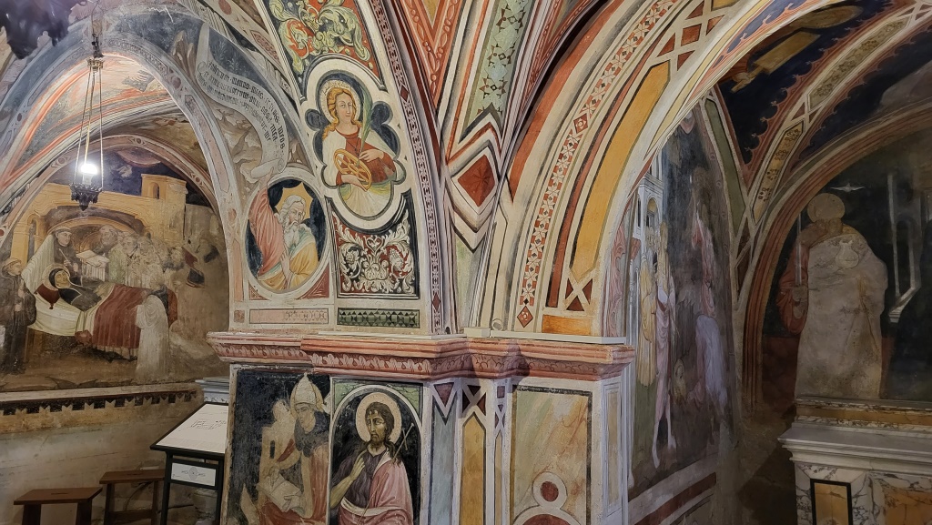 ...in den niedrigeren Teil der Oberkirche