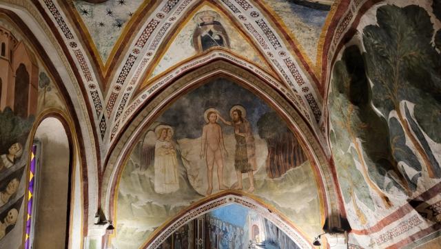 in der Kapelle des hl. Gregor sind nicht nur die Fresken wunderschön...
