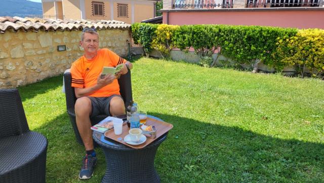 in einem Ristorante legen wir eine Pause ein