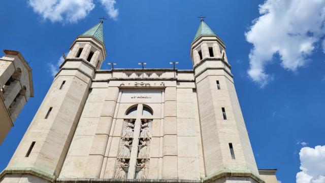 sie wurde erbaut um den Leichnam der Heiligen aufzunehmen