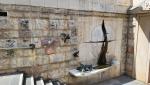 über einen Seiteneingang verlassen wir die Basilika...