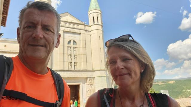 Erinnerungsfoto aufgenommen vor der Basilika