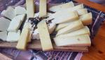 ...geniessen wir das sehr gute Nachtessen. Käse,...