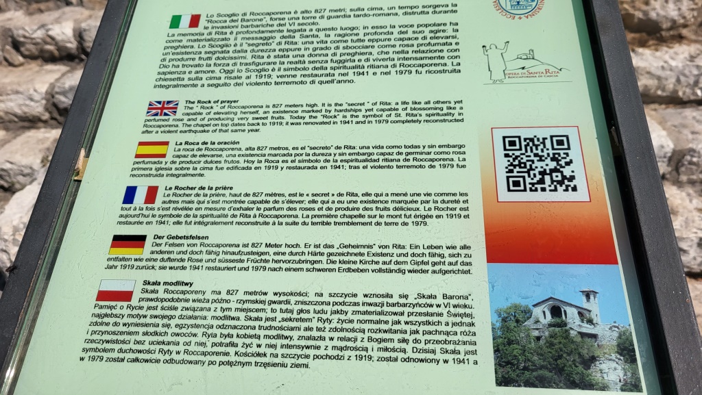 Infotafel zum Gebetsfelsen