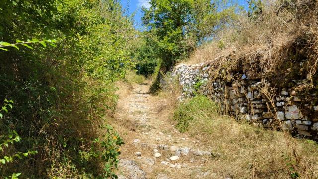 Monteleone di Spoleto war aufgrund seiner Lage am Schnittpunkt strategischer Verbindungswege sehr bedeutend