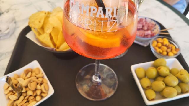...geniessen wir einen Aperitivo...
