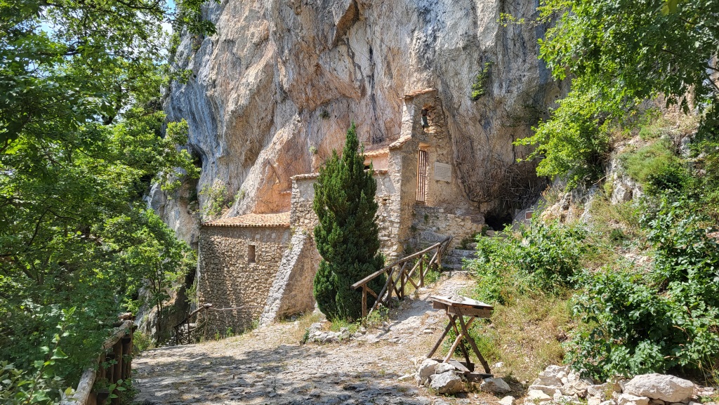 über diesen sehr schönen Pfad erreichen wir den Sacro Speco...