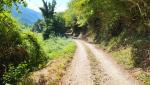 nach ein paar Kilometer zieht der Wanderweg rechts vom Turano Tal weg