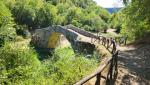 ...das über eine ehemalige Römerbrücke überquert wird