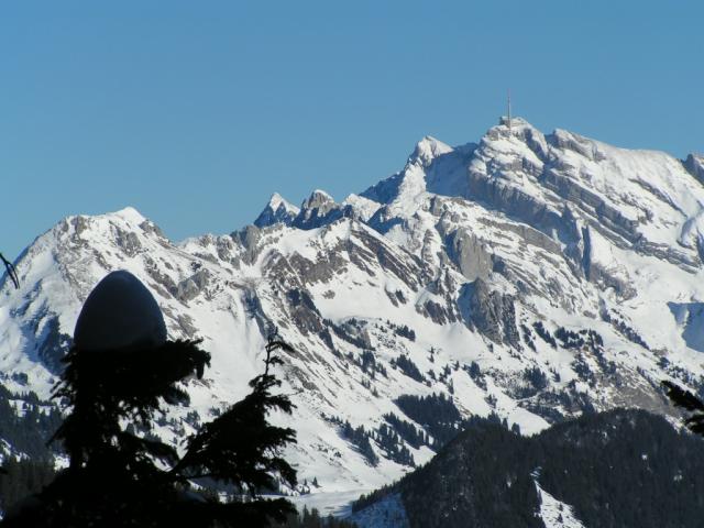 rechts der Säntis