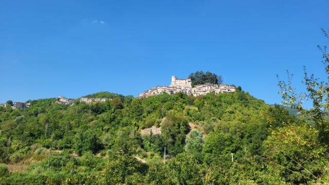schon von weitem haben wir gesehen, das Orvinio auf einem Hügel erbaut wurde
