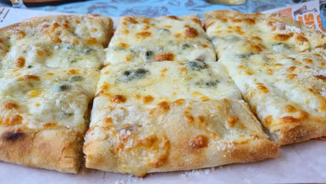 Pinsa Gorgonzola