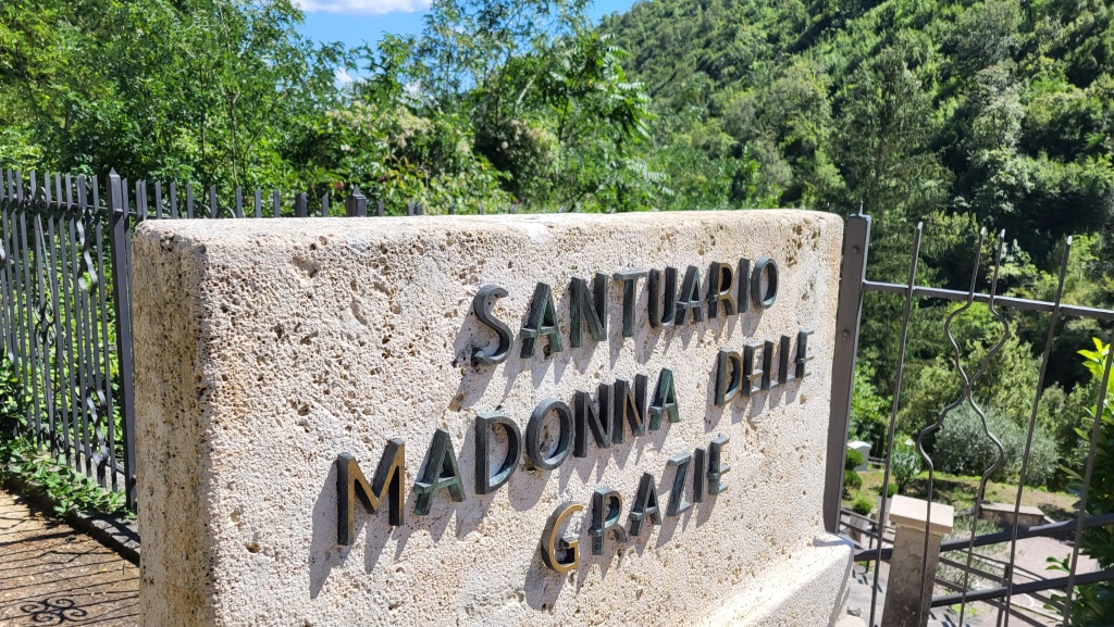 unser Weg führt uns nun zum Santuario Madonna delle Grazie