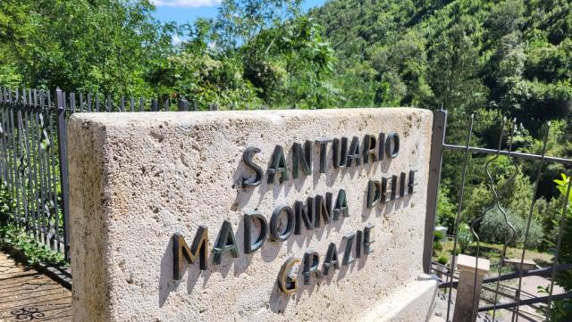 unser Weg führt uns nun zum Santuario Madonna delle Grazie